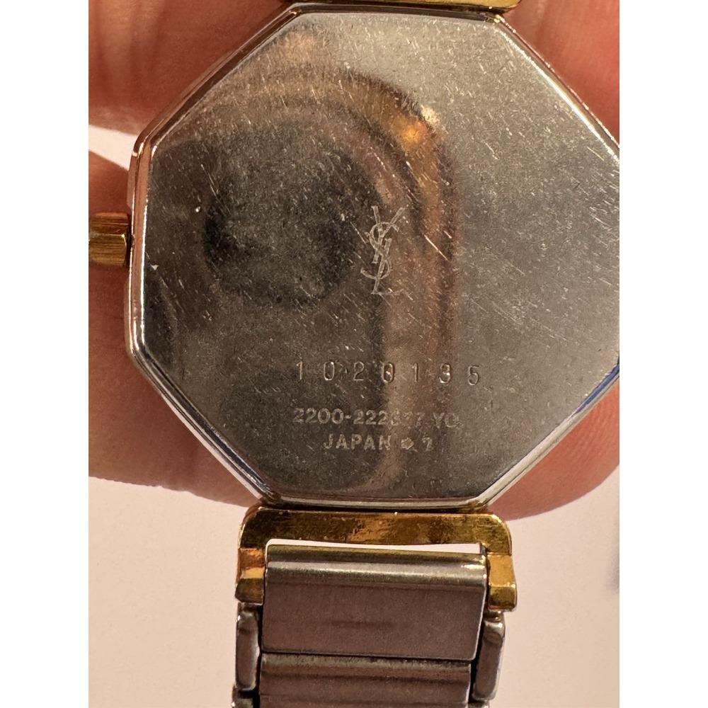 YSL Yves Saint Laurent Watch Vintage Silver Needs Battery - Picture 4 of 7